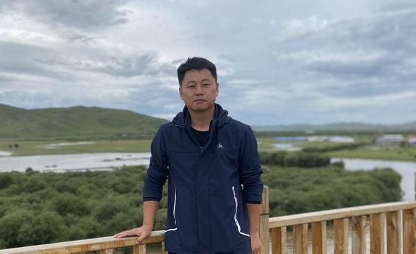 说明: D:\同方Ｅ盘\专题\教师好故事\教学心得\教学心得-做好做细教育工作中每一环节-赵虎2.jpg
