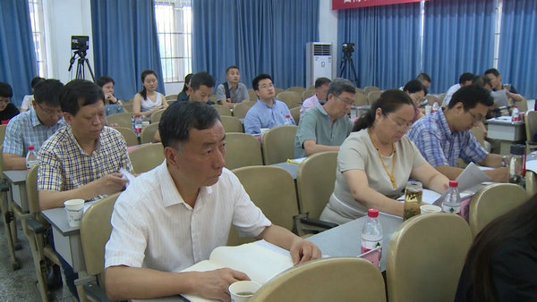 孙书记亲临现场听课