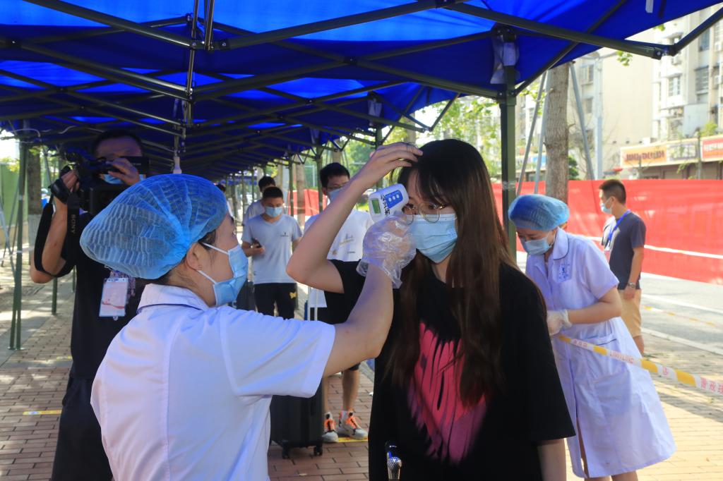 说明: /__local/3/84/1F/7A66A13F455C5FBE0E40302A531_3E733FB2_177AB.jpg