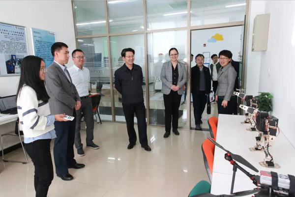 http://qnzz.youth.cn/yw/201903/W020190313712147751304.jpg