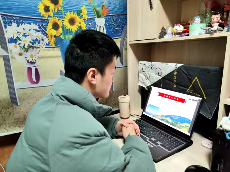 工程学院学生第二党支部.jpg