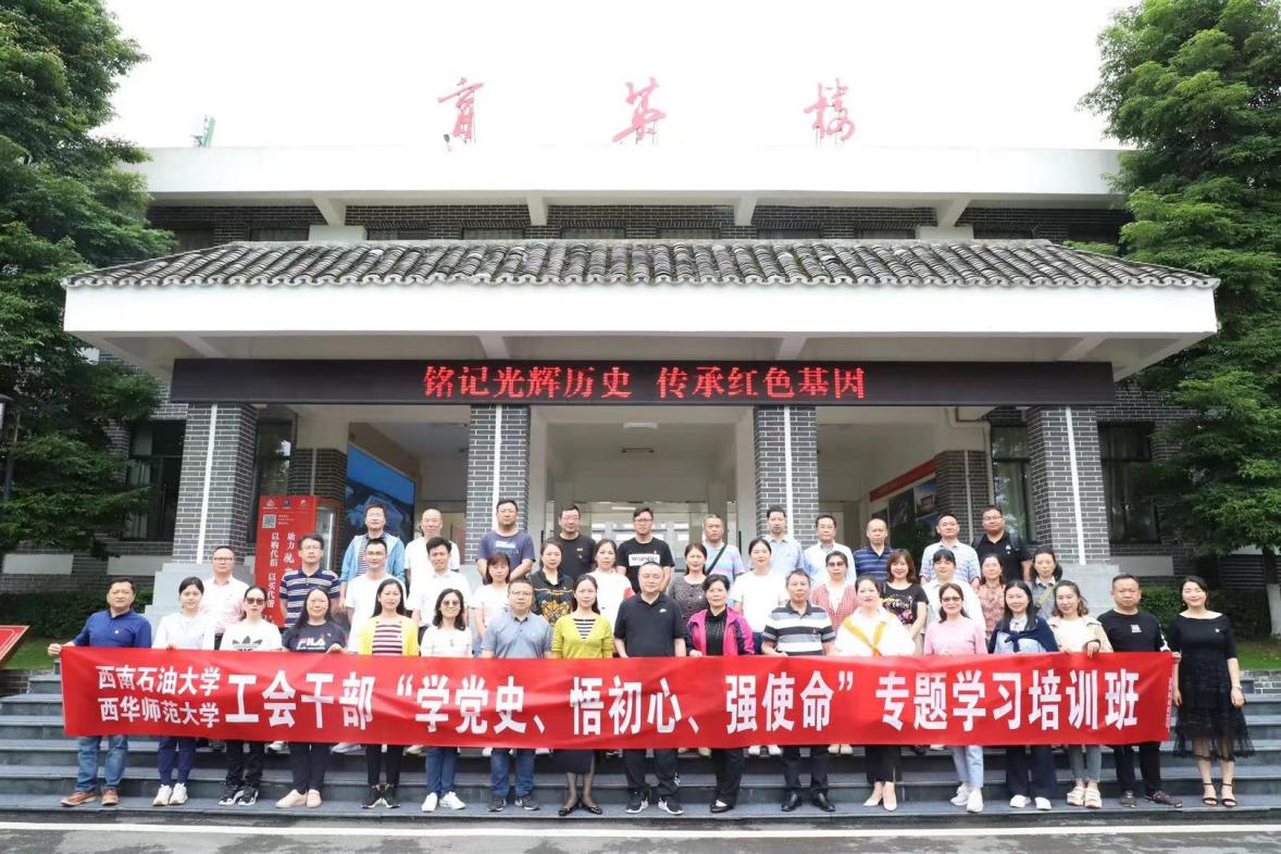 说明: 2ef84dd9a9030f4c7cbd7c201208aa6