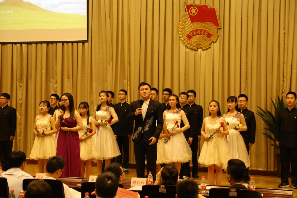 材料院的《青年三重奏》