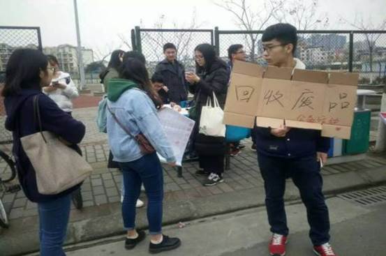 说明:IMG_256