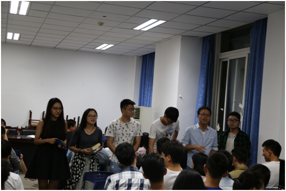 各学院主席互相交流